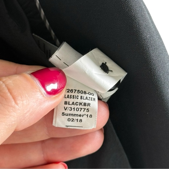 Banana Republic Italian Wool Blend Blazer Size 8 Black Classic Fit Washable - Picture 6 of 11